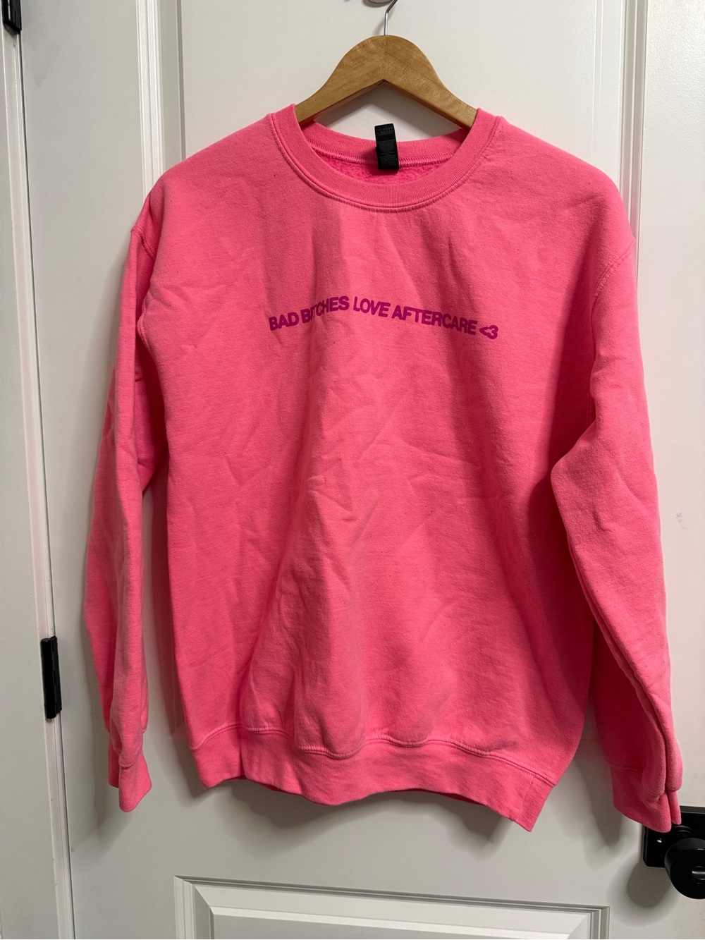 Nesta Barrett world tour 2025 Pink Crewneck Sweatshirt- band sweater